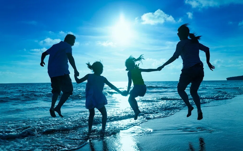 Family enjoying Sri Lanka beach and nature adventure