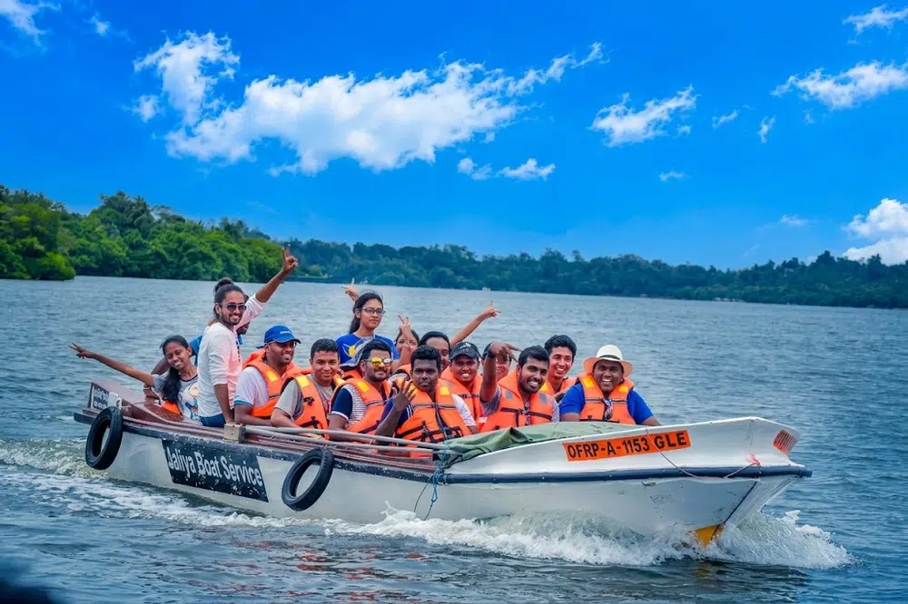 Family-friendly Sigiriya and elephant country