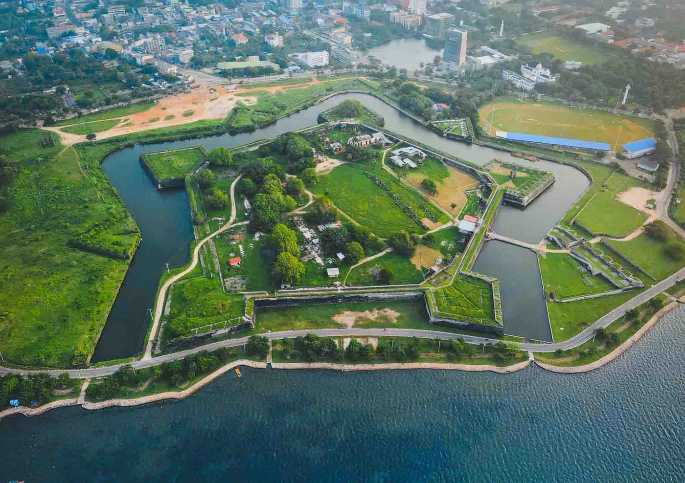 Jaffna Fort beside the lagoon
